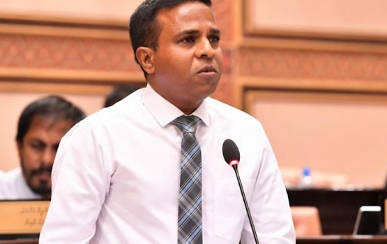 MDP ge primary gai Shaahid ah campaign kohdhevumah Ahmed Abdhulla magaamun isthiufaa dhevvaifi