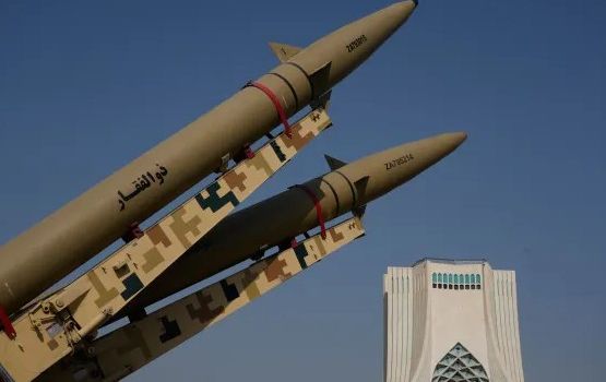 America in Iran ge Larak Island ah hamalaa dhinumun, Iran in Jordon ah hamalaa dheefi