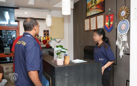 Hulhumale salon thakaai spa thakah haassa raid eh, 26 bidheyseeaku faaskoh 7 meehaku hayyarukoffi 