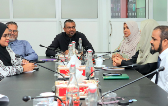 Re-registry nukuraa noos majallaathah uvaalanee, emme fahu thaareehakee October 27