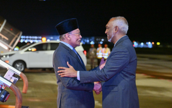 Malaysia ge boduvazeer Anwar Ibrahim Raajje vadaigenfi