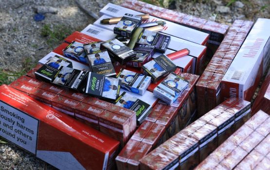 8 Million ah vureh gina cigarette athulaiganefi