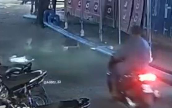 Hadhamundhaa imaaraathakun 50 kilo ge hila basthaaeh vetti nujehi, cycle dhuvvan in meehaa salaamaiyvee kiriyaa