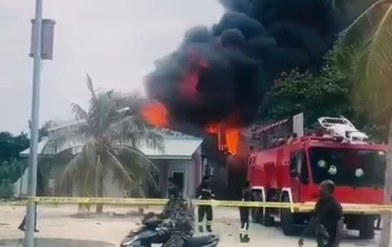 Sh. Funadhoo petrol shed gai alifaan roave bodubaeh andaifi